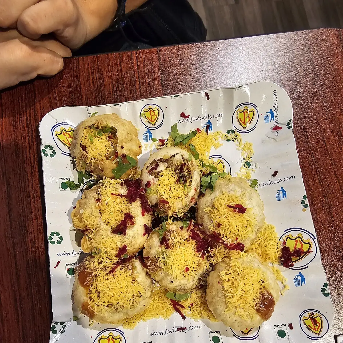 Regular Sev Puri 8pcs