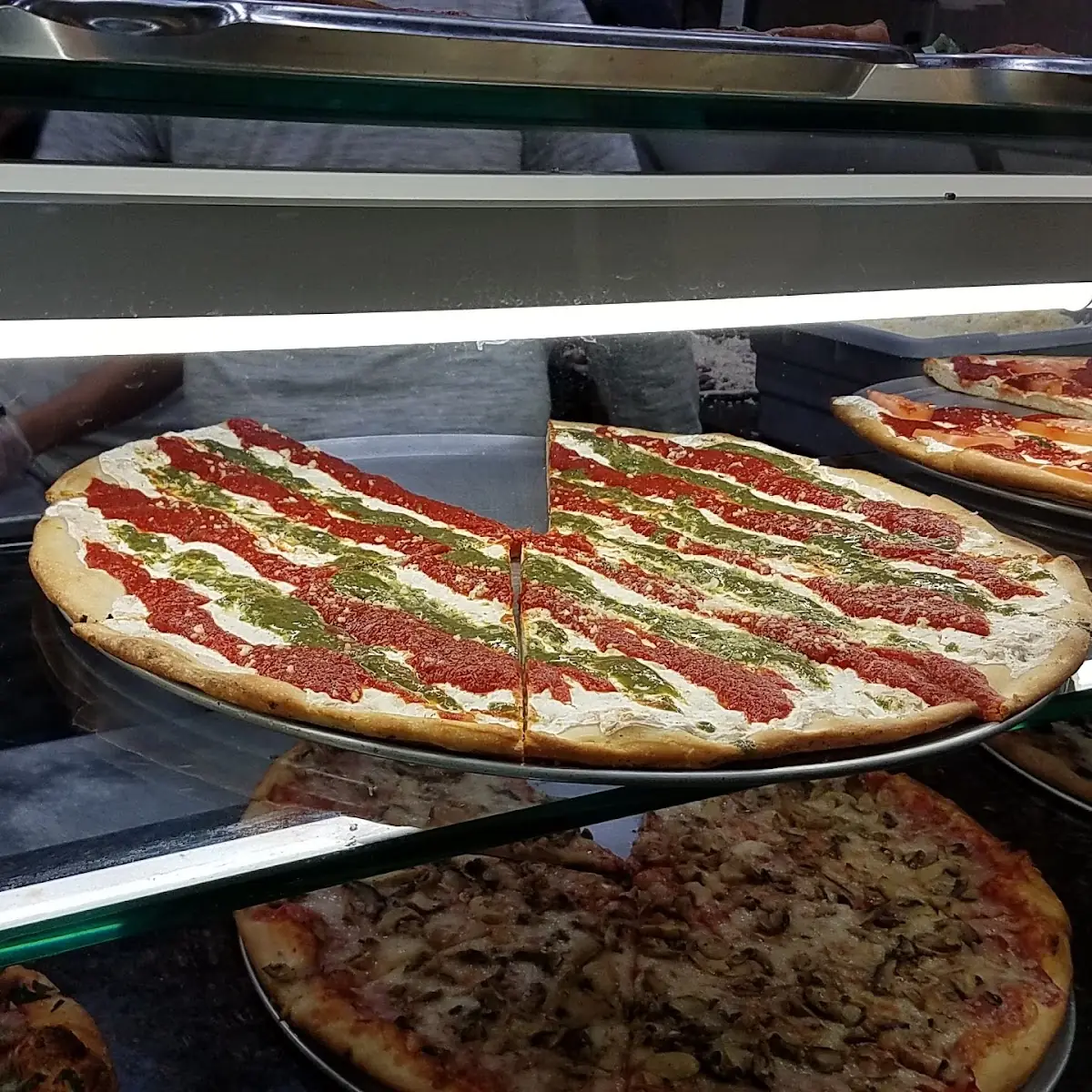 Pesto Pizza Margherita