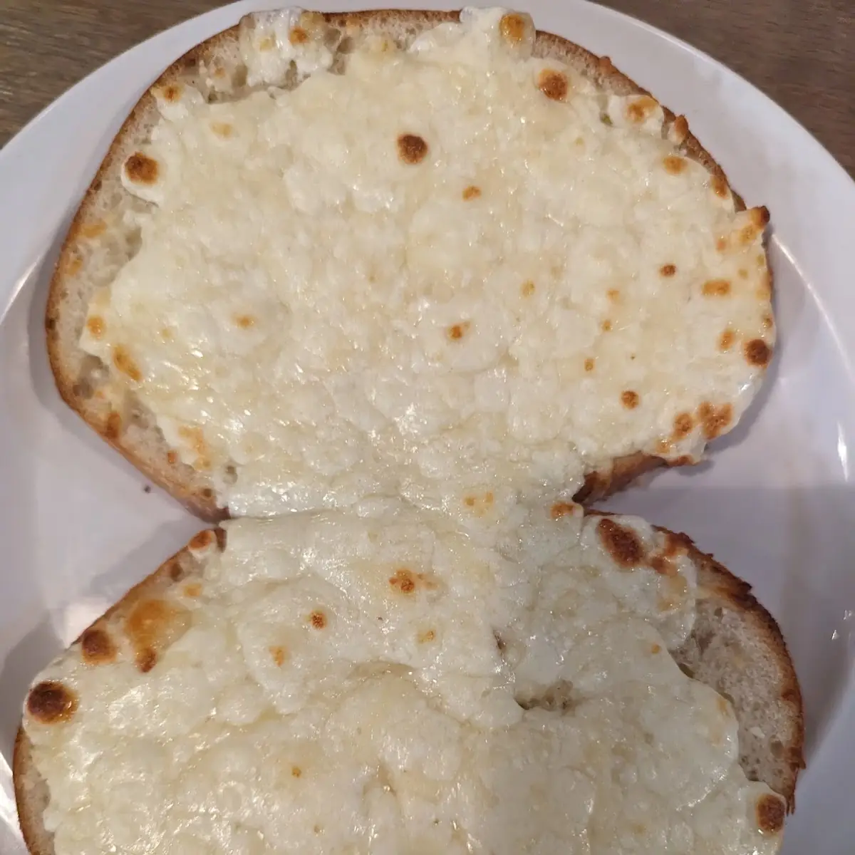 Mozzarella Garlic Bread