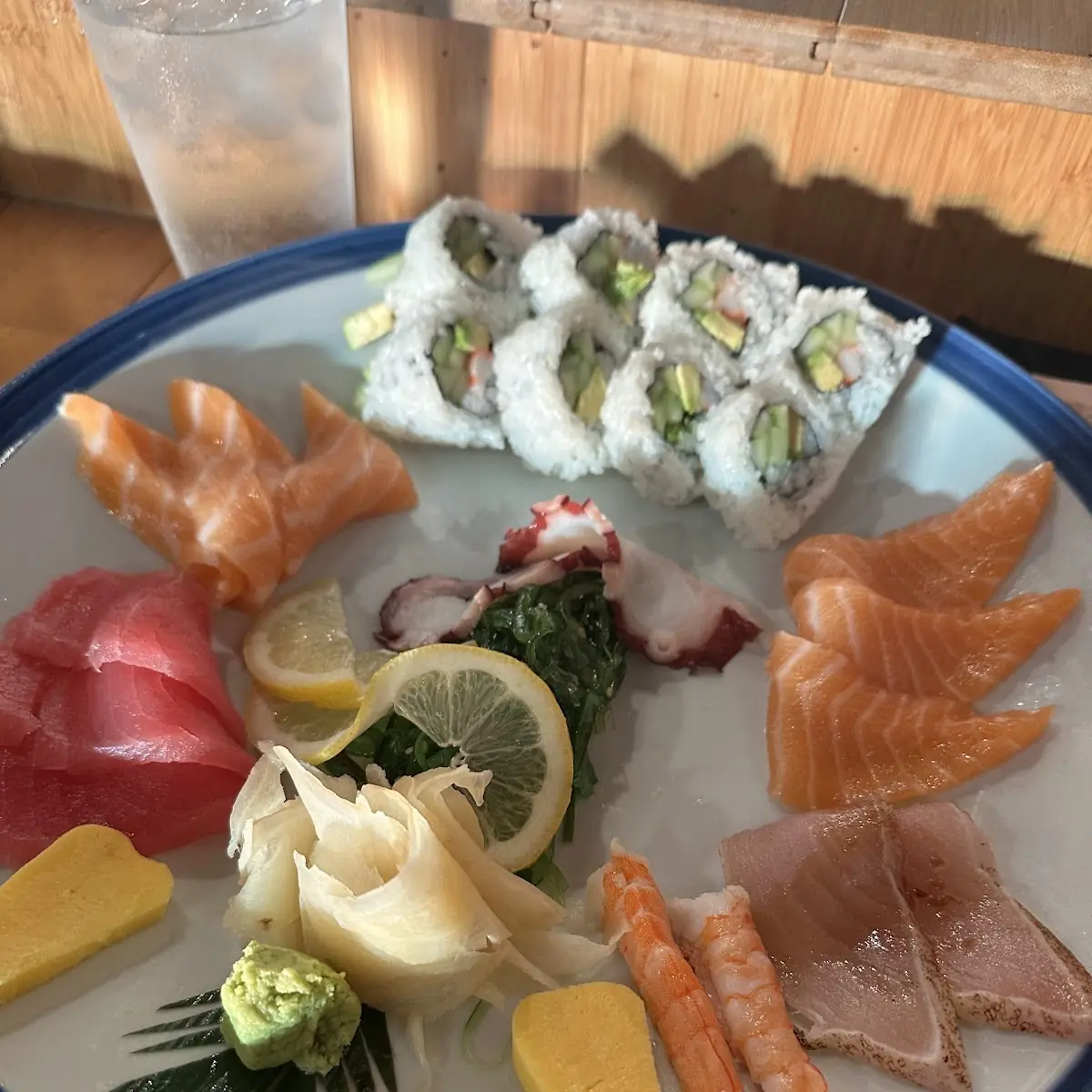 Sushi & Sashimi Combo