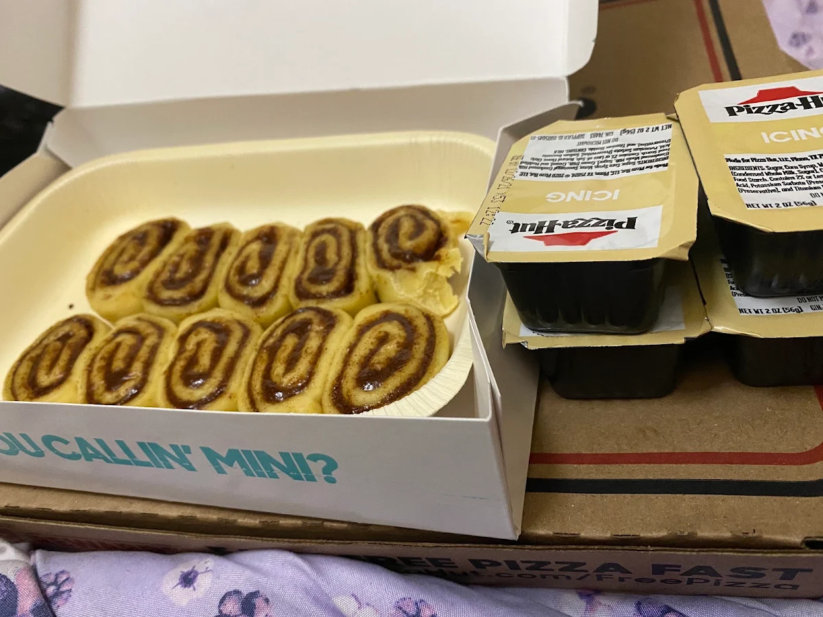 Cinnabon Mini Rolls