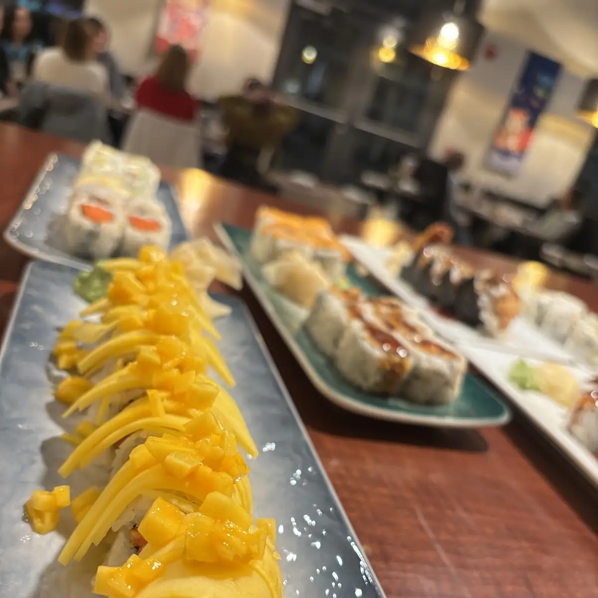 Mango Tango Roll