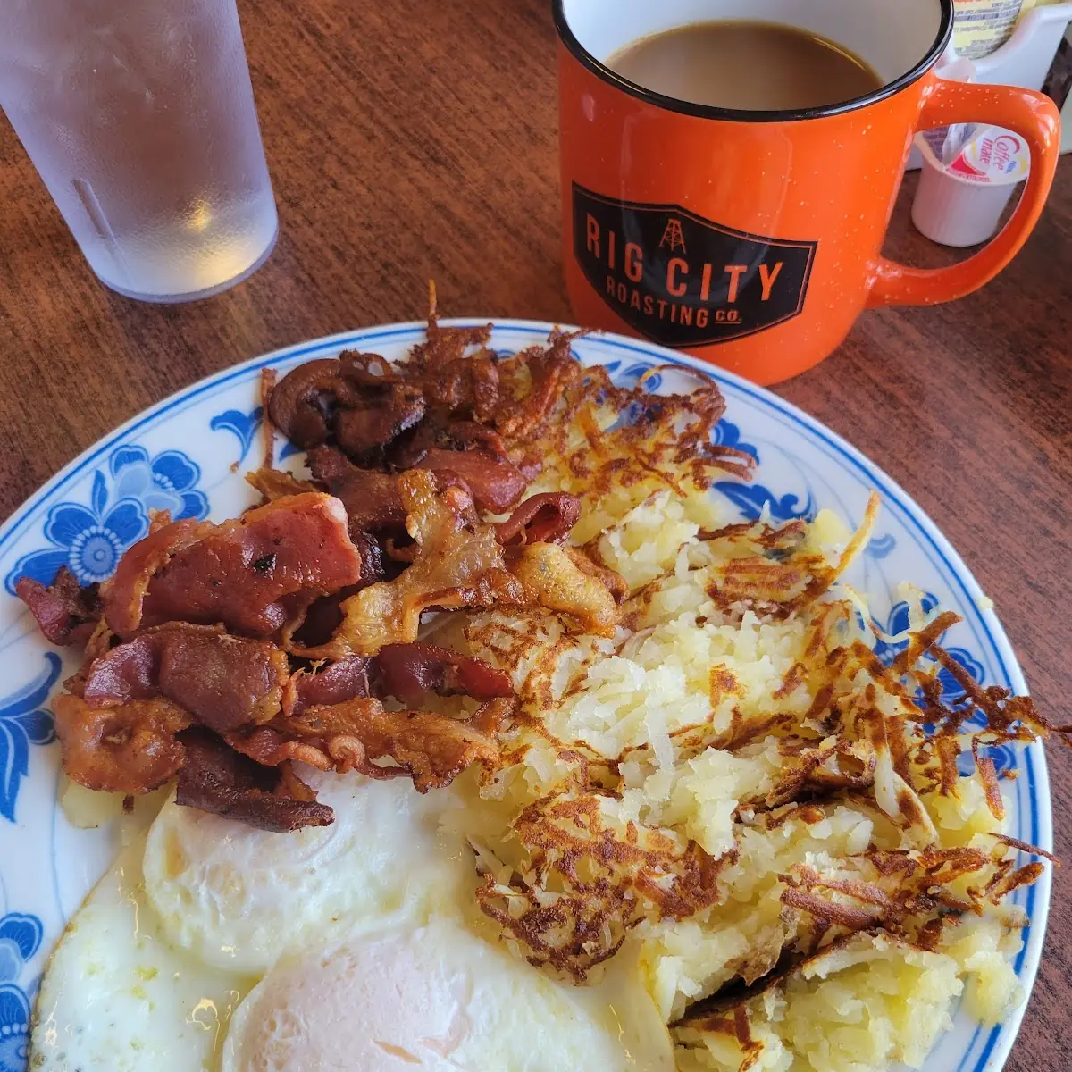 Eggs w Hash Browns