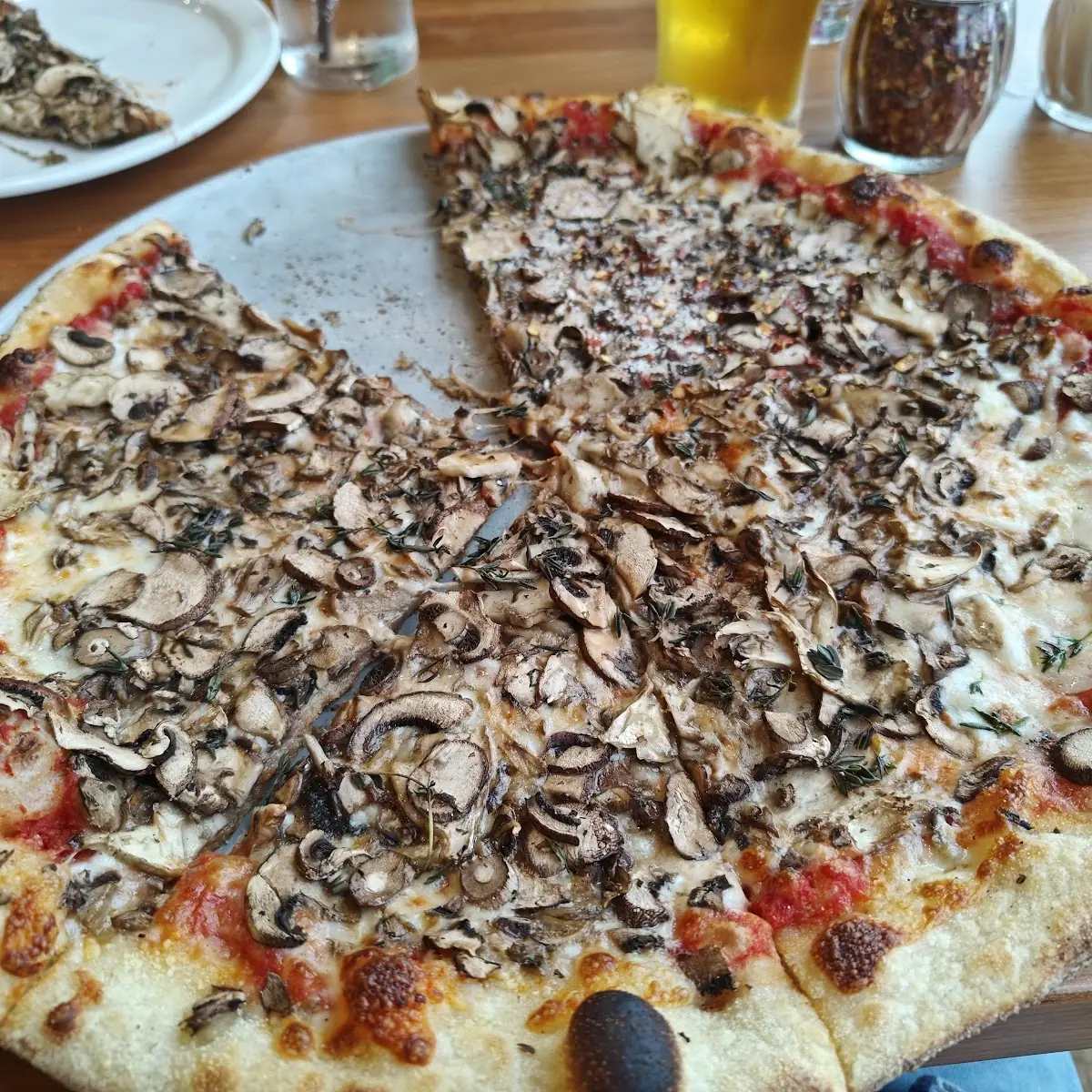 Pizza Funghi