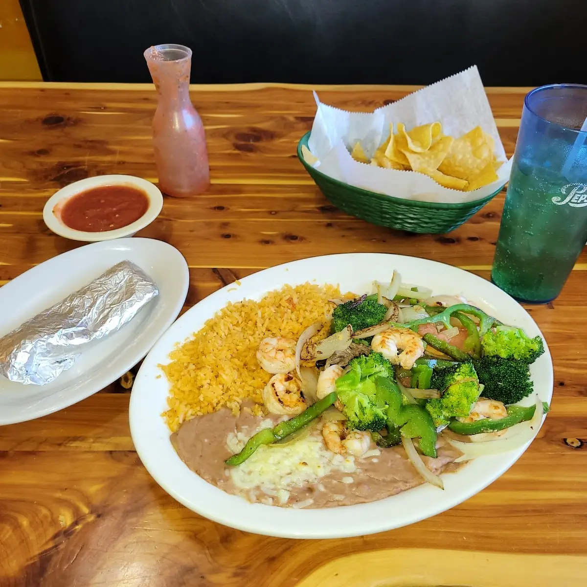 Lunch Shrimp Fajitas
