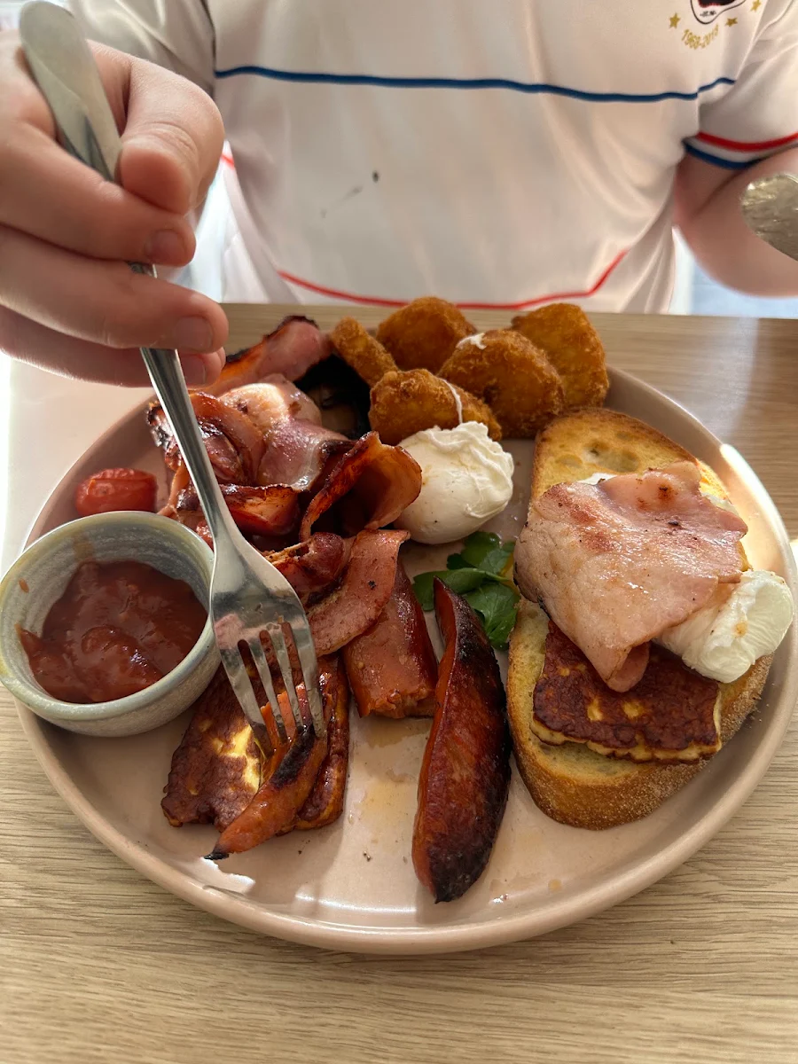 Big Breakfast, Poppies Southbank