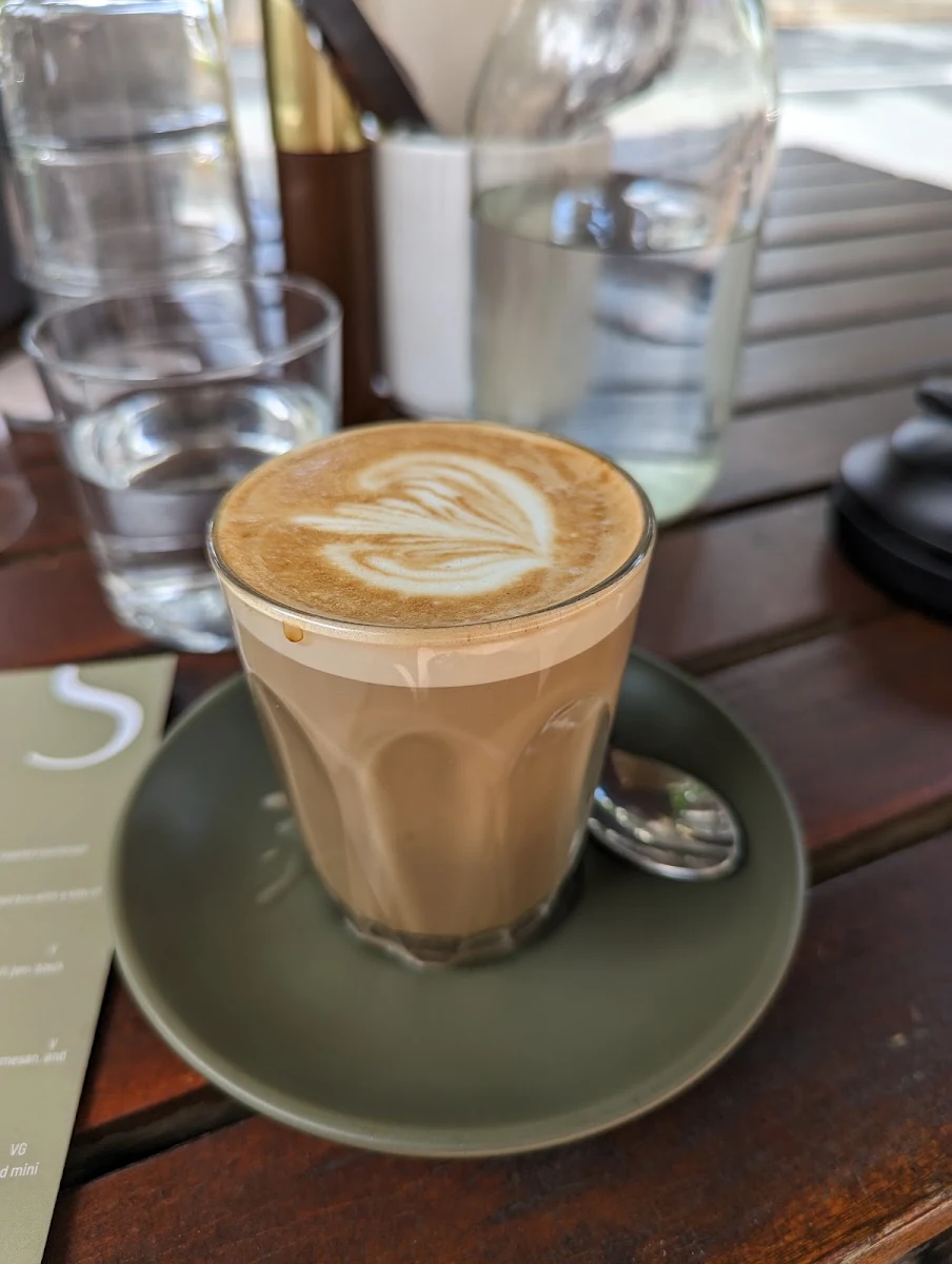 Cappuccino, Poppies Southbank