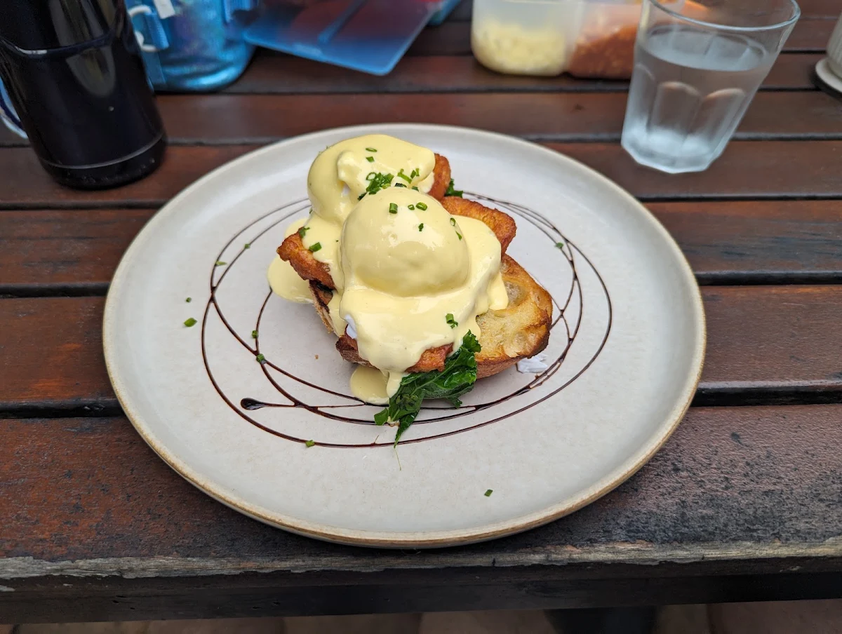 Classic Benedict, Poppies Southbank
