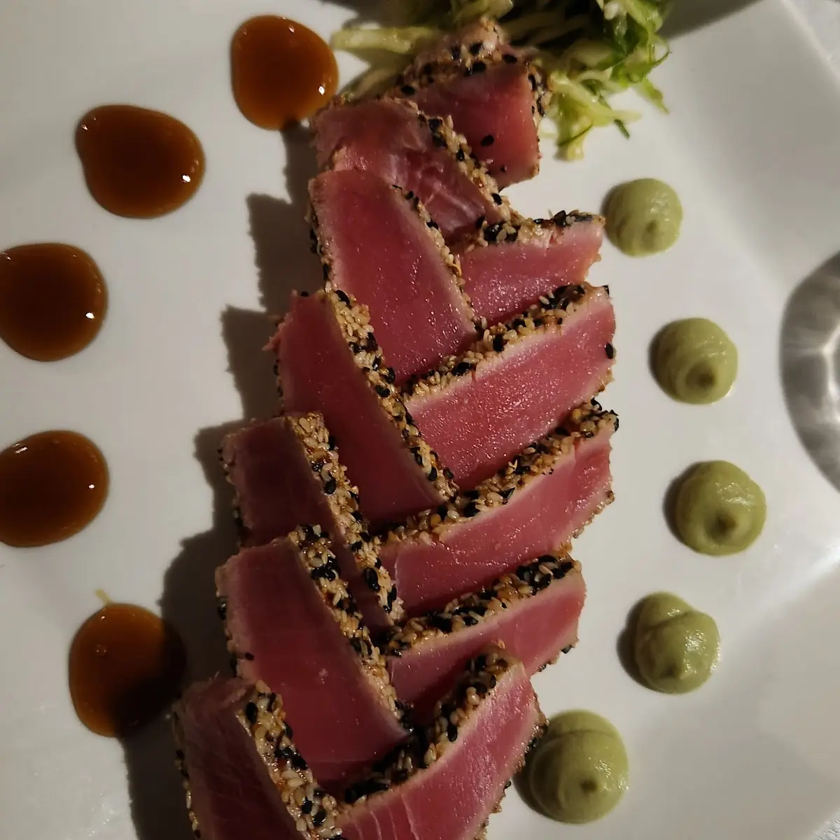 Seared Tuna an Seaweed Salad