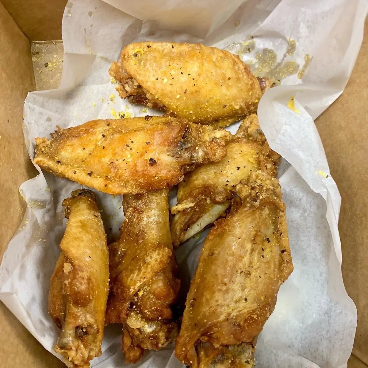 Lemon Pepper Wings 6 pcs