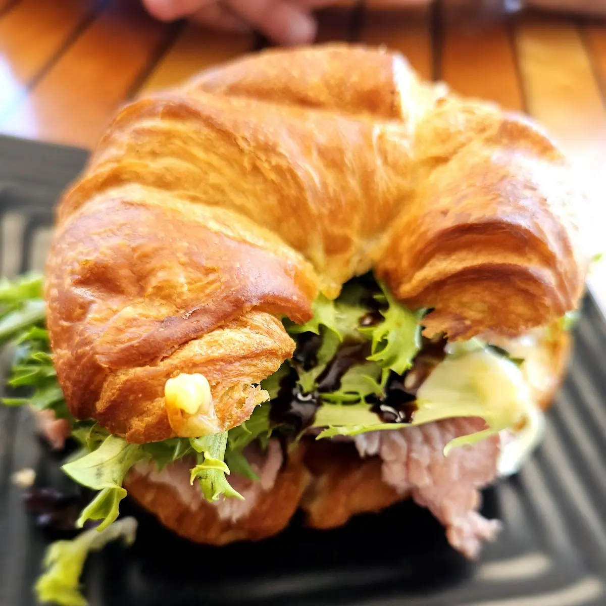 Croissant Sawdwich