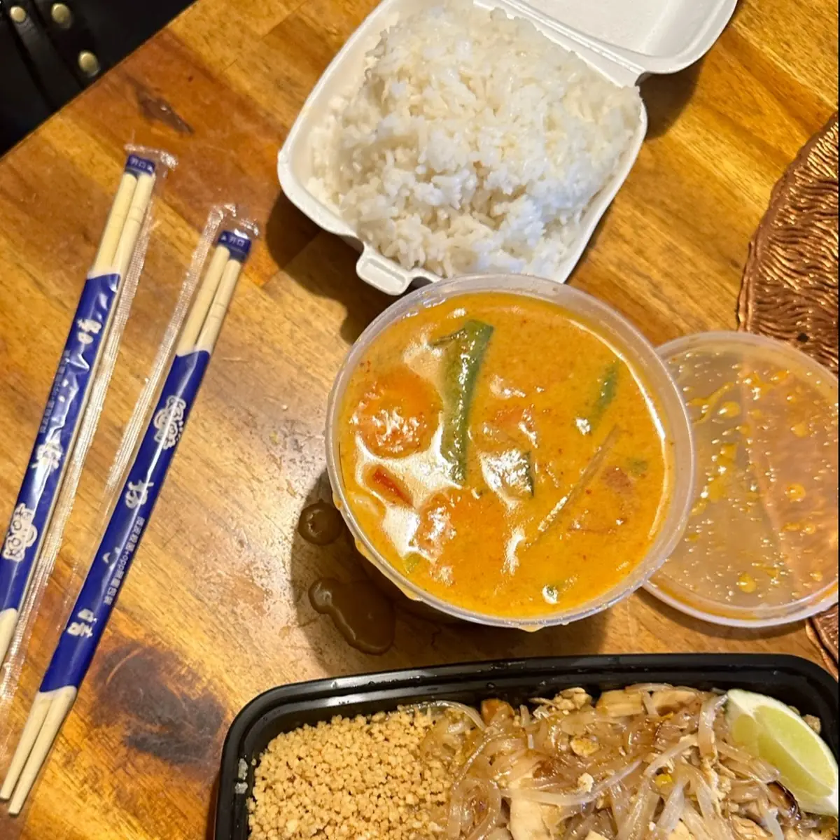 Chicken Pad Thai and Red Curry