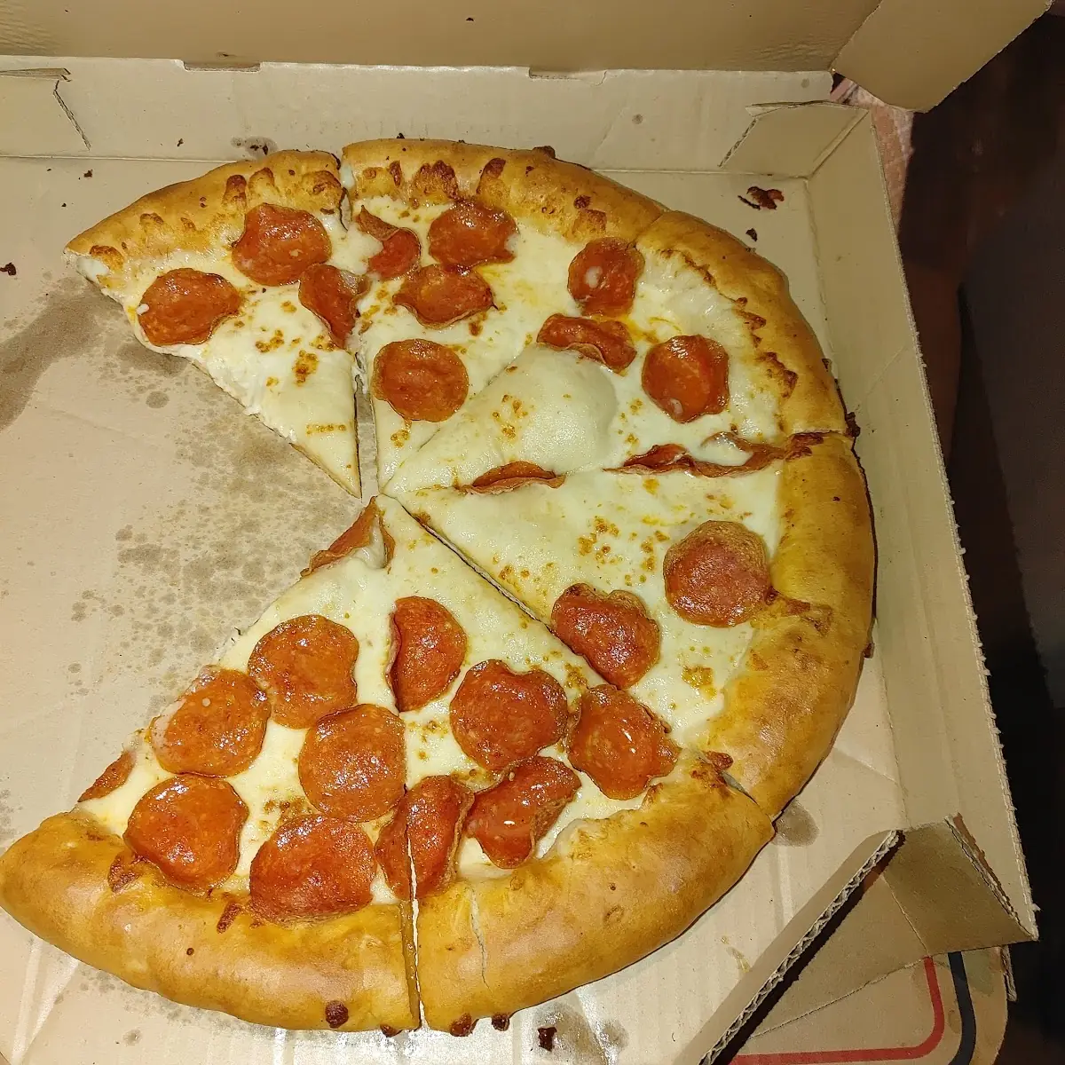 Alfredo Pepperoni Pizza