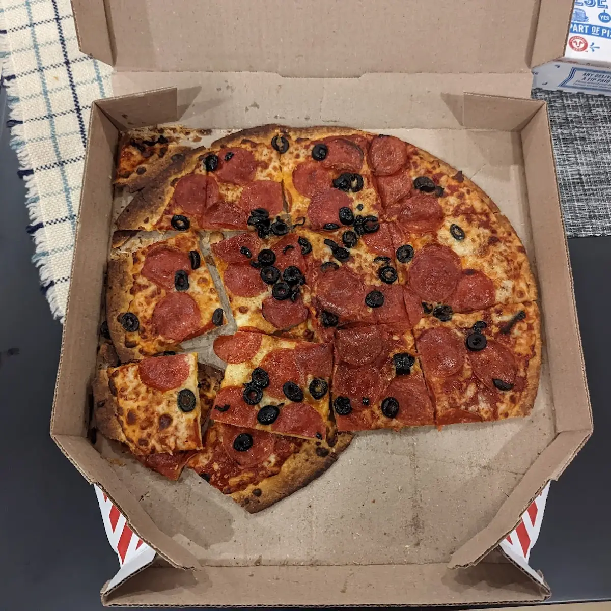 Pepperoni & Black Olive Thin Crust