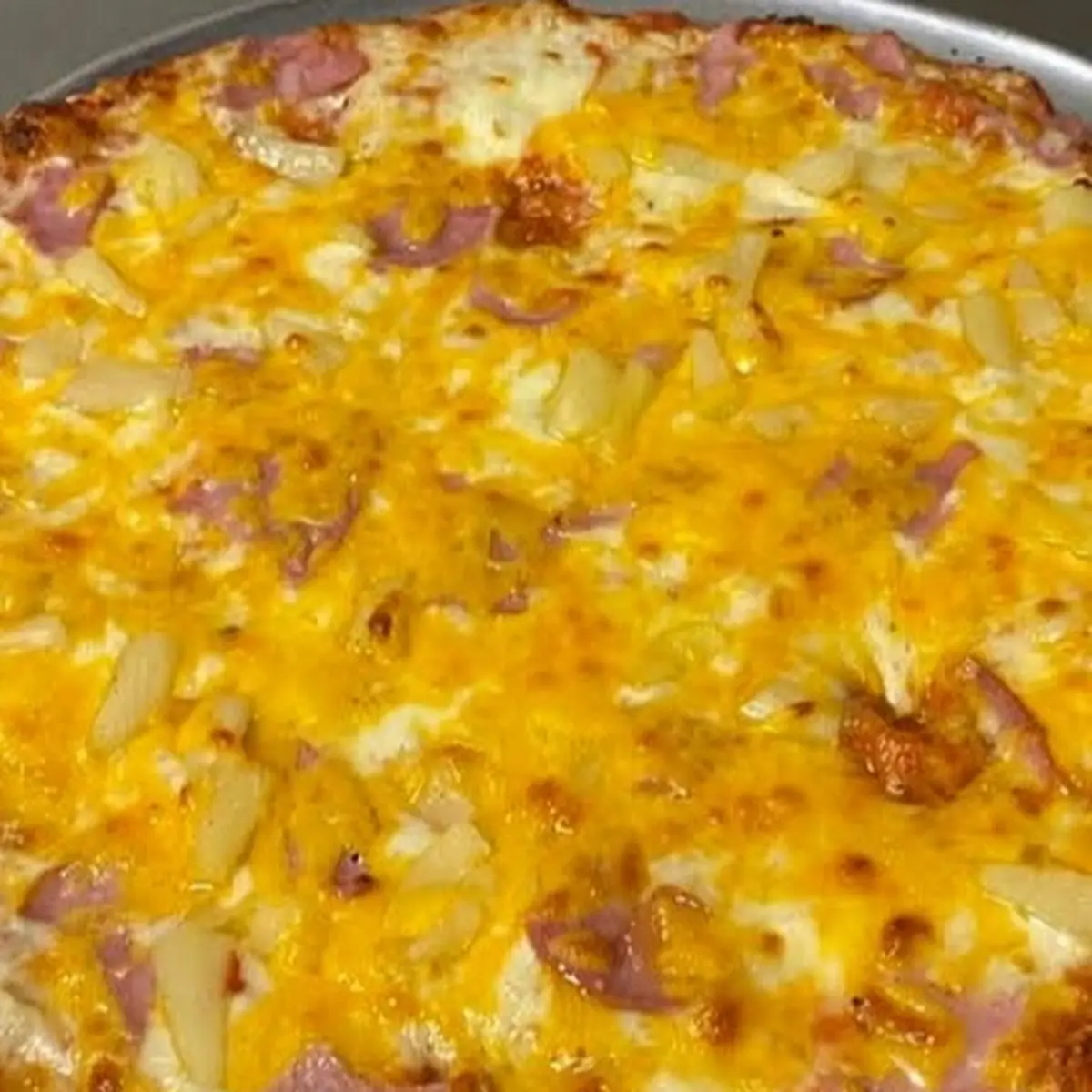 Hawaiian Pizza
