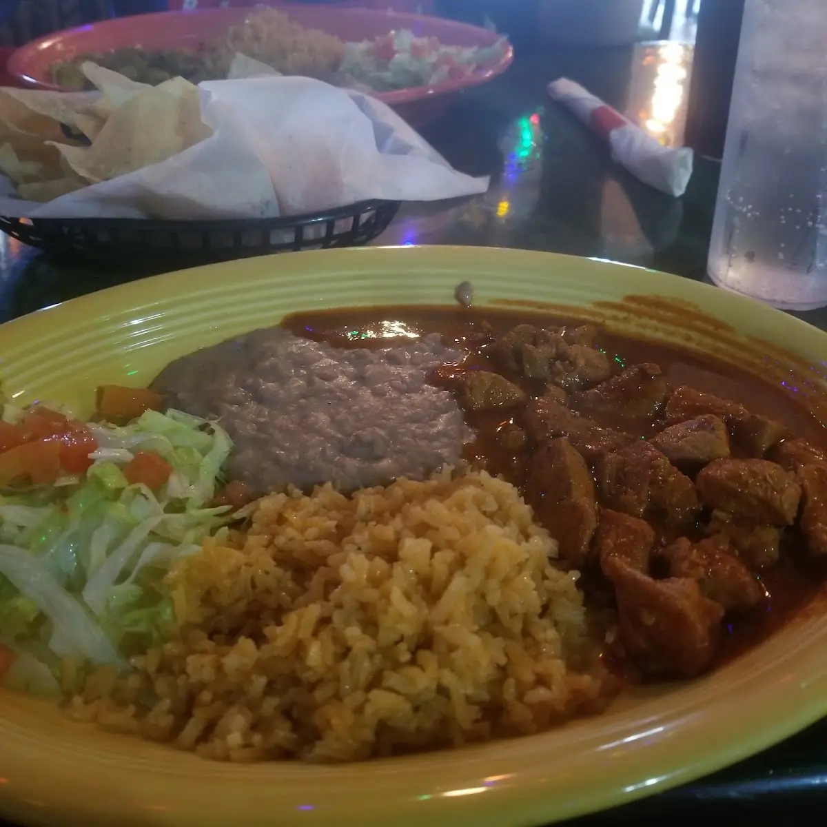 Steak En Chile Rojo