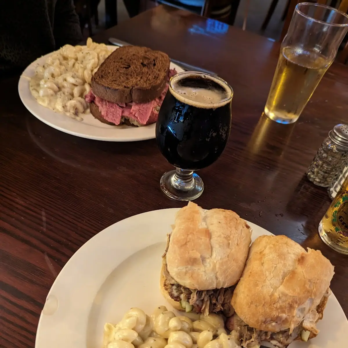 Cubano Sandwich with Mac and Cheese