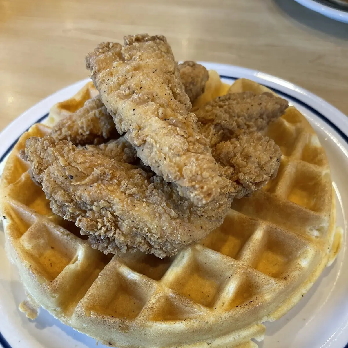 Chicken & Waffles O, IHOP