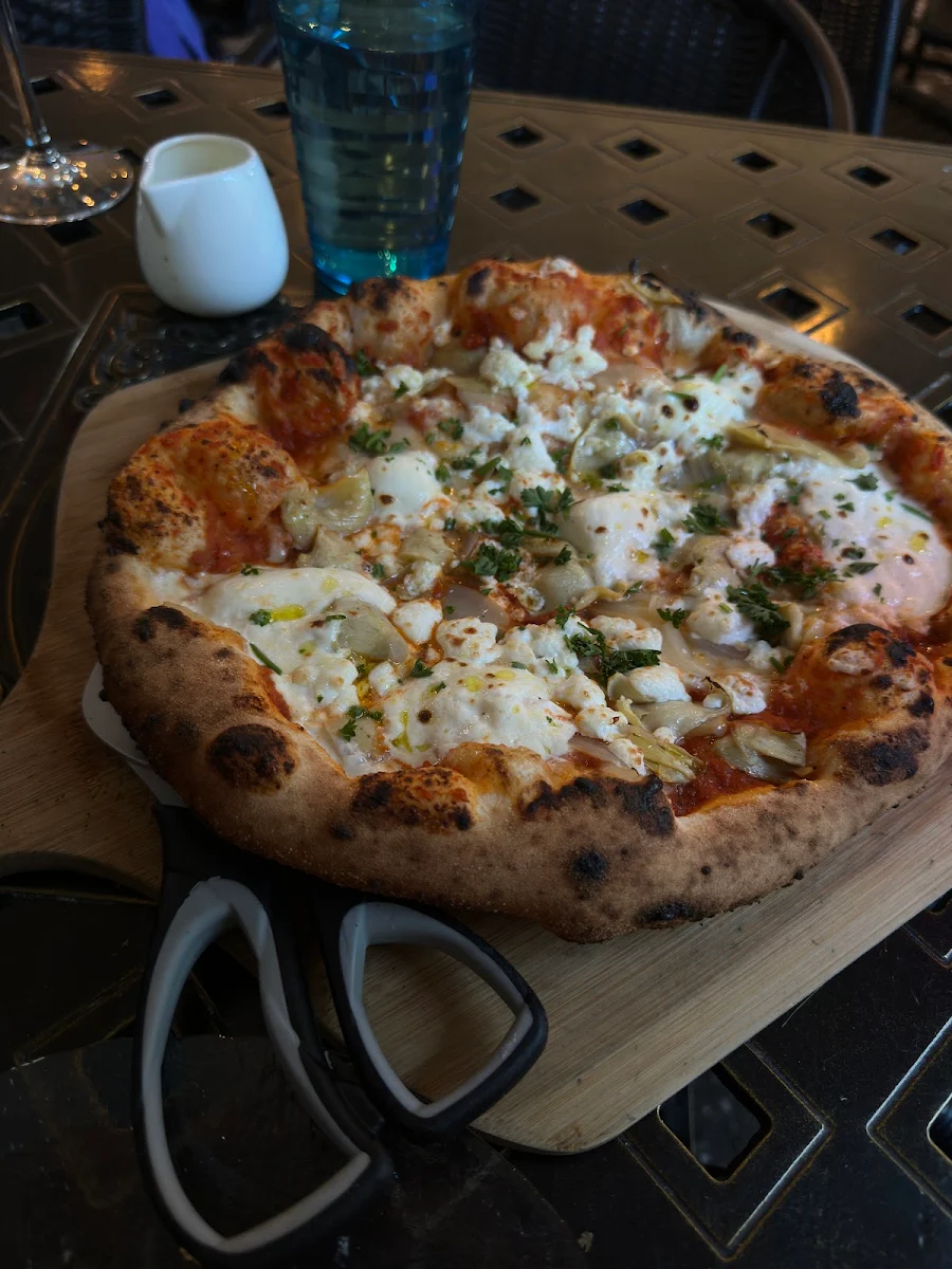 Seafood Pizza