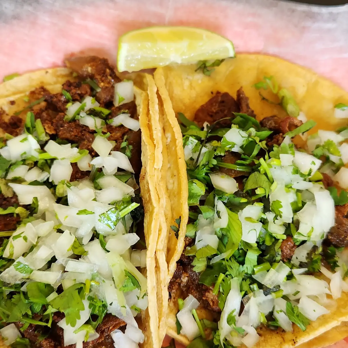 Huarache Chicharron en Salsa Verde / Pork Belly in Green Sauce