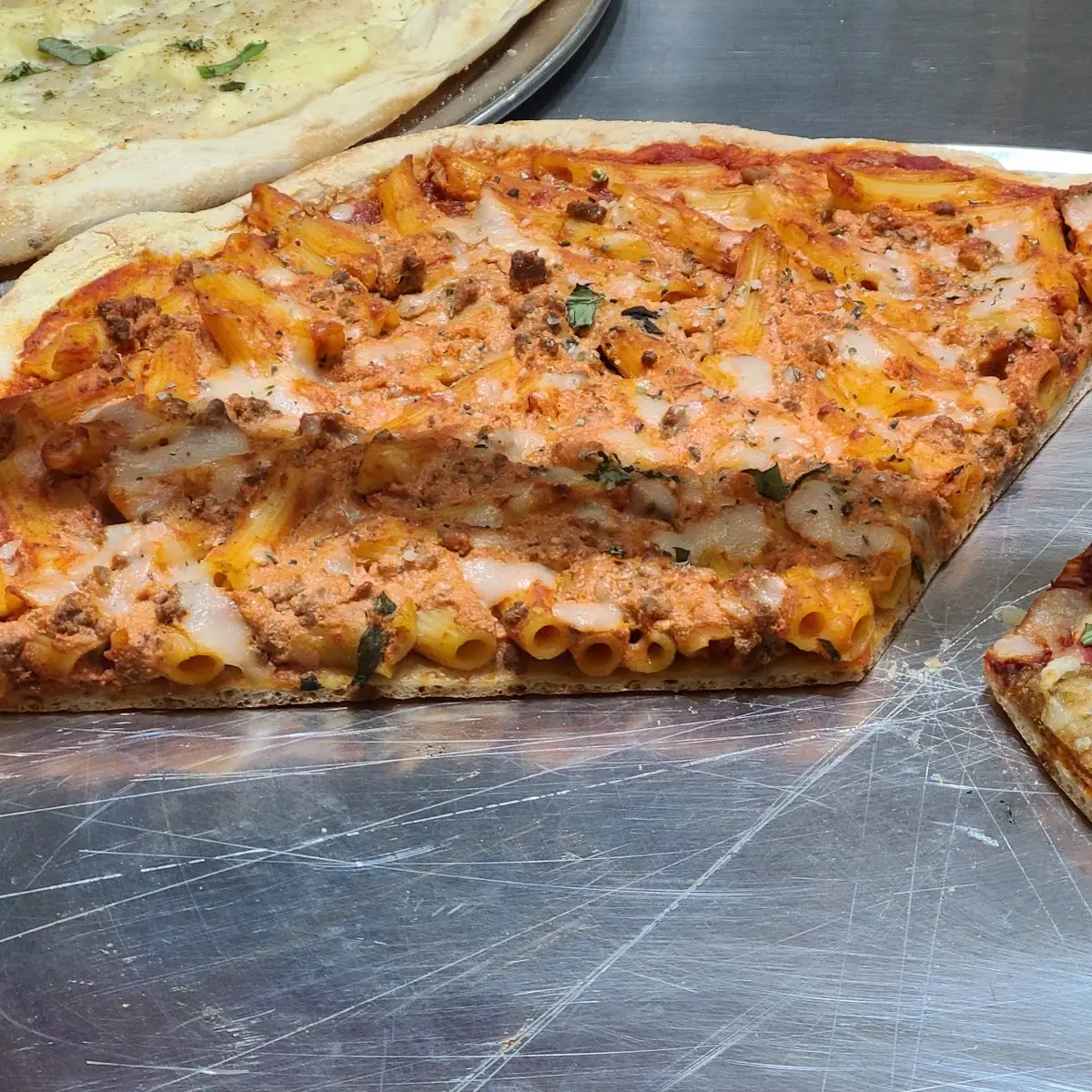 Baked Ziti Pizza