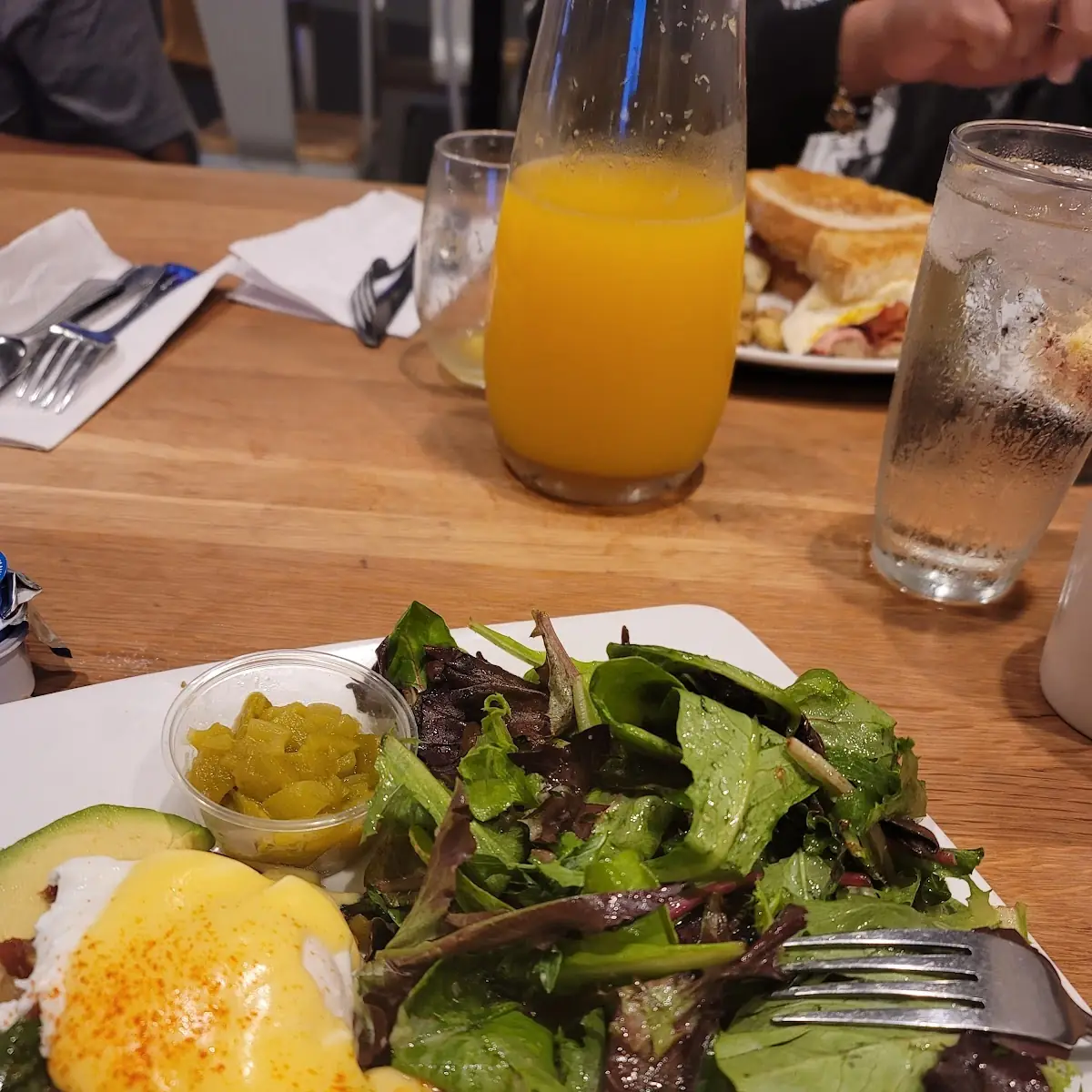 Salmon Benedict