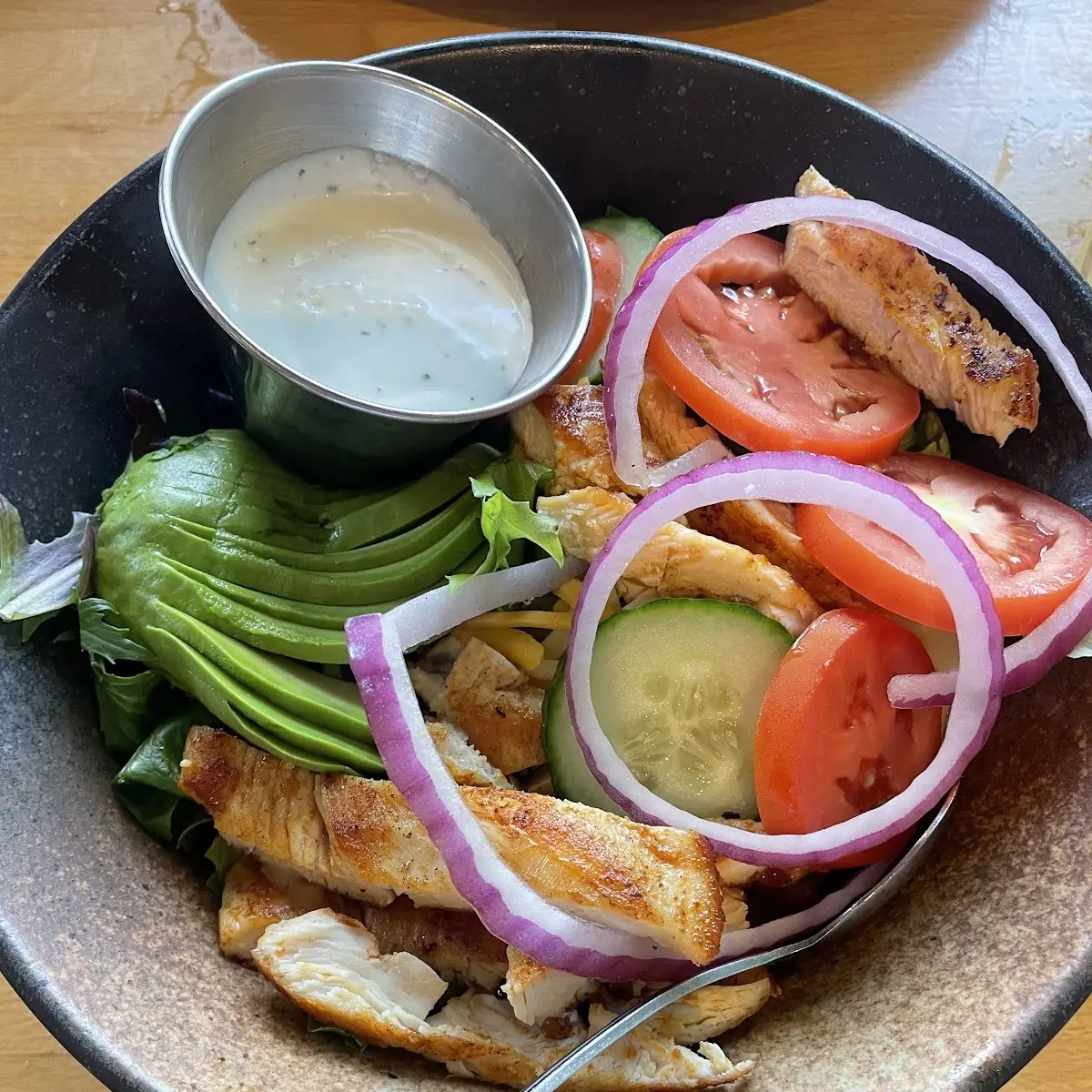 Avocado Salad with Grilled Chicken