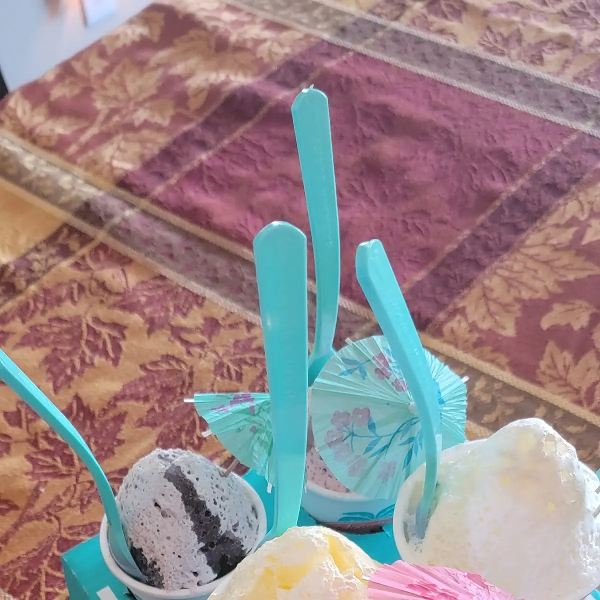 Mango Slush with Vanilla Ice Cream
