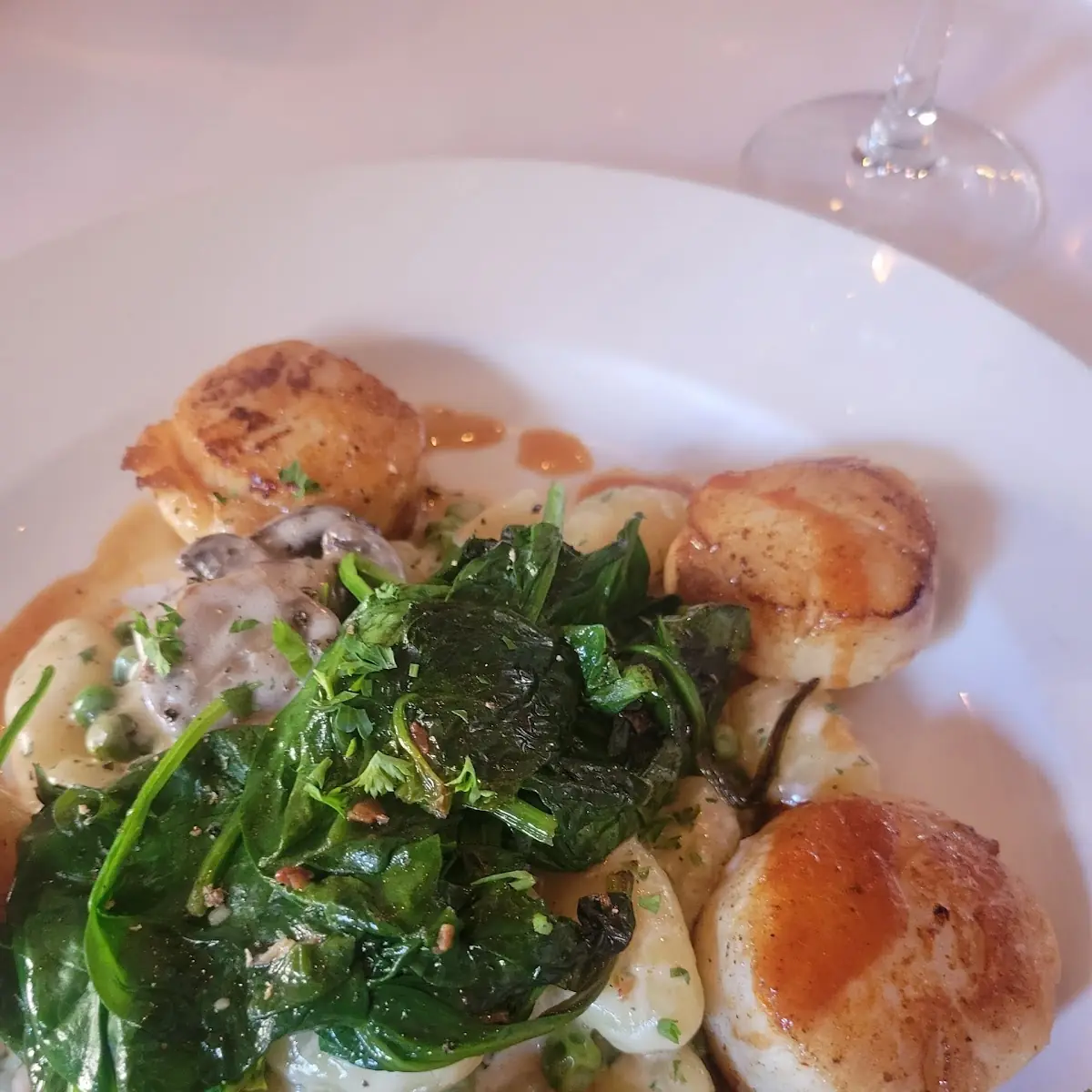 Pan Seared Diver Scallops