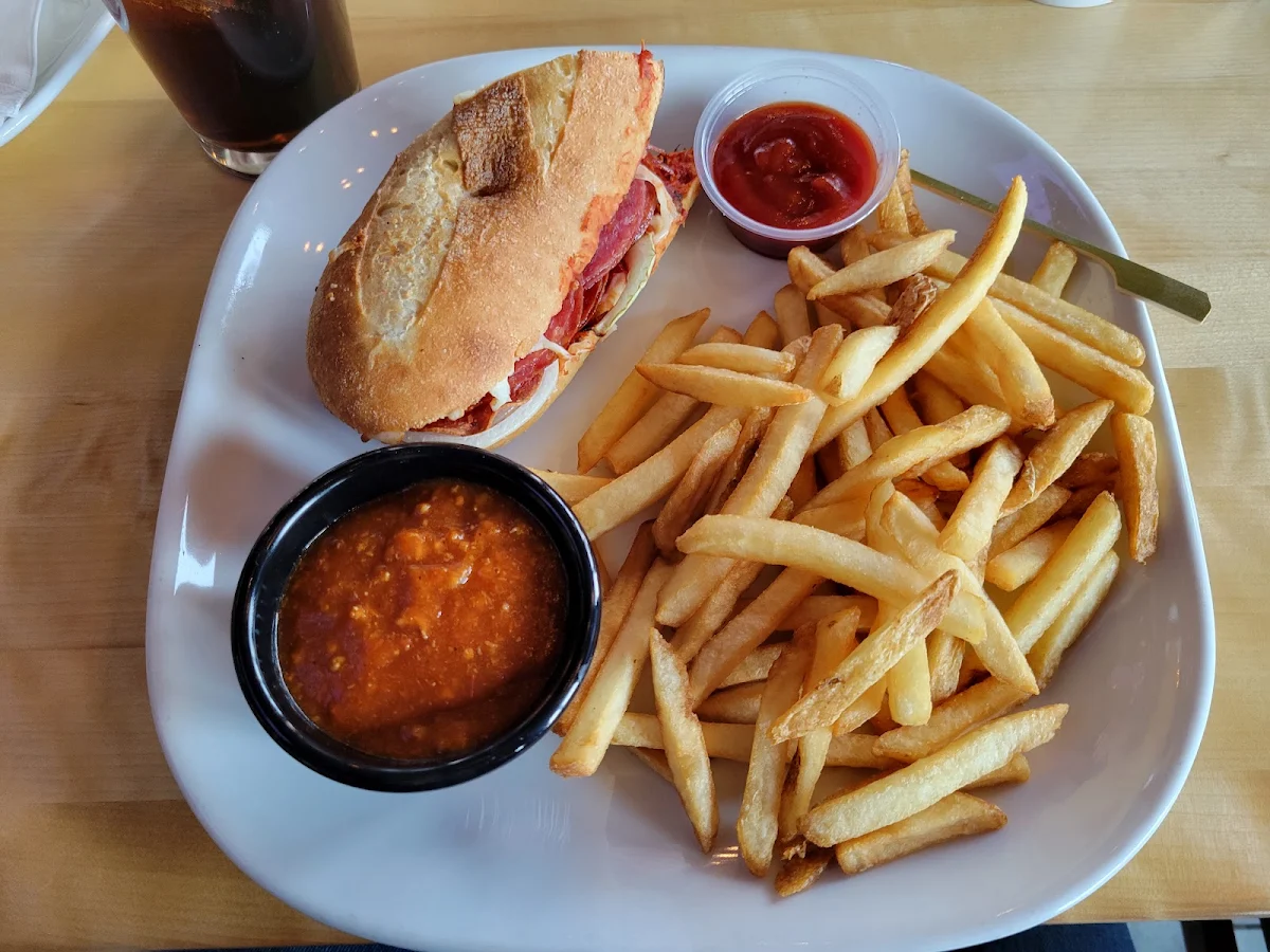 Boston Brute Sandwich, Boston Pizza