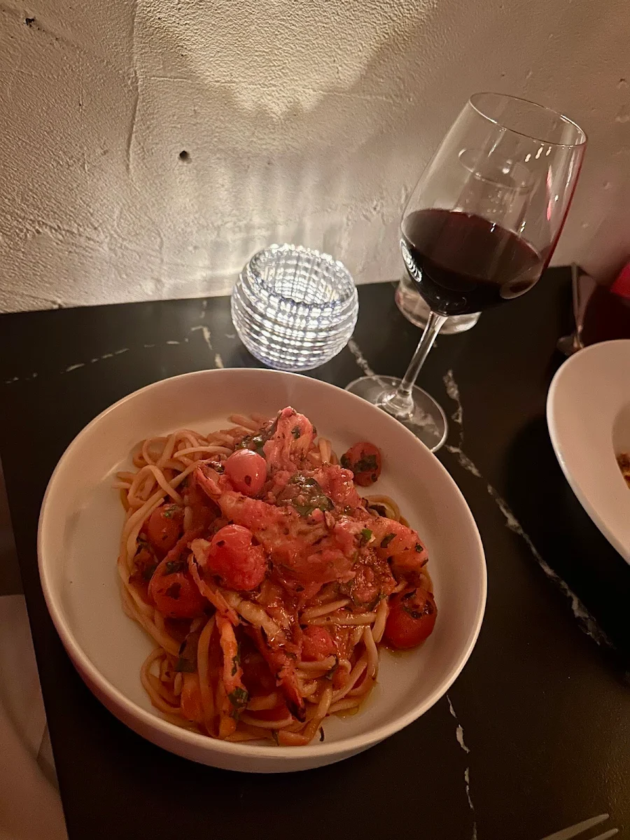 Linguine Gamberi Shrimp Sambuca, Armonia Pasta Bar