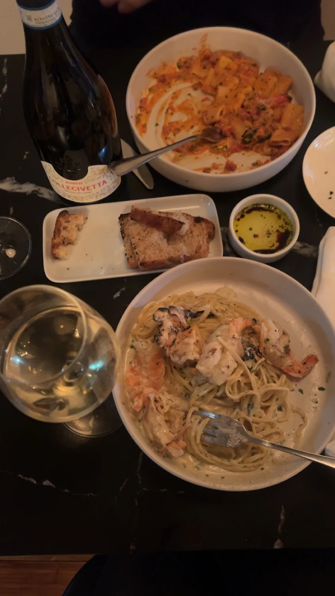 Linguine Sambuca Shrimp, Armonia Pasta Bar