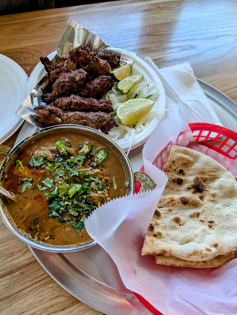 Nihari and Seekh Kebab