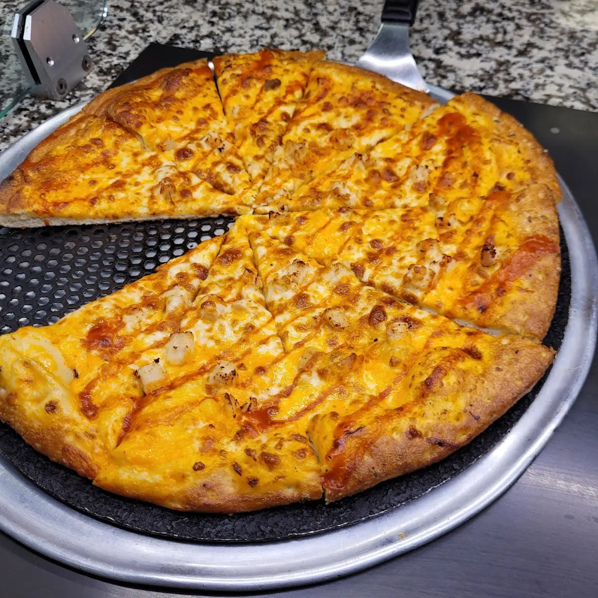 Mac & Cheese Pizza