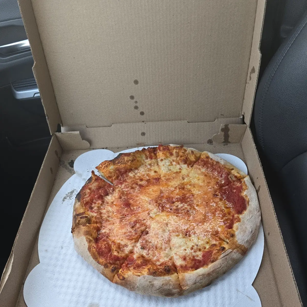 Large Pizza with Xtra Cheese