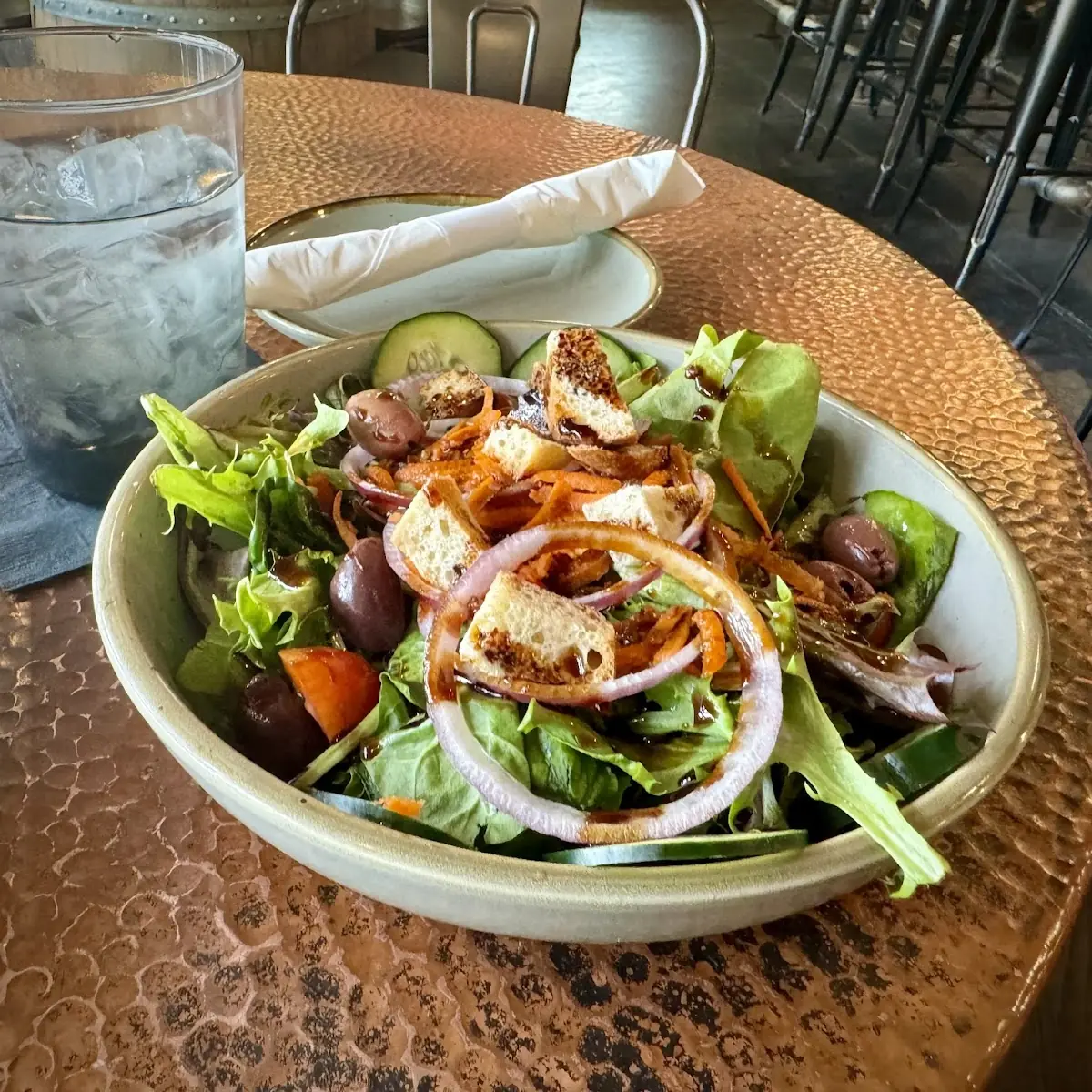 EB House Salad