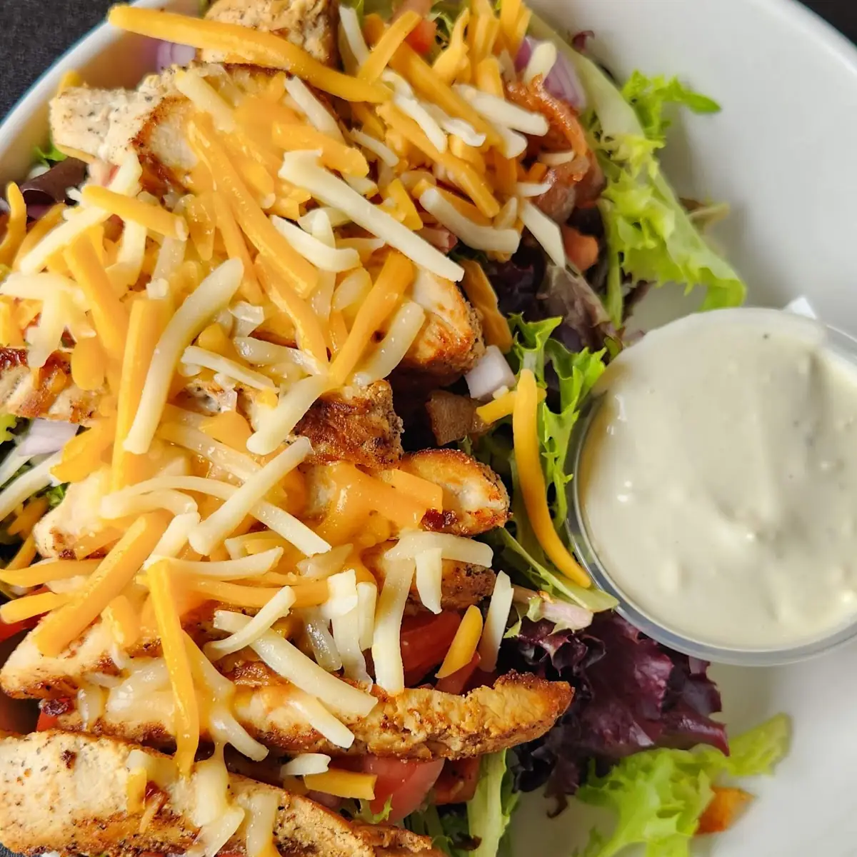 Grilled Chicken Salad with Blue Cheese
