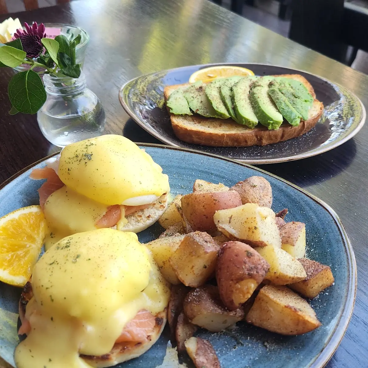 Salmon Eggs Benedict
