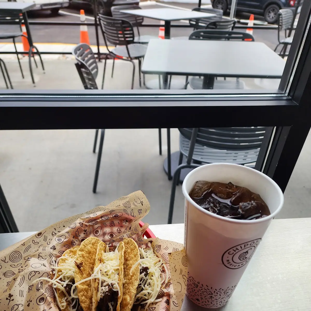 Hard Tacos