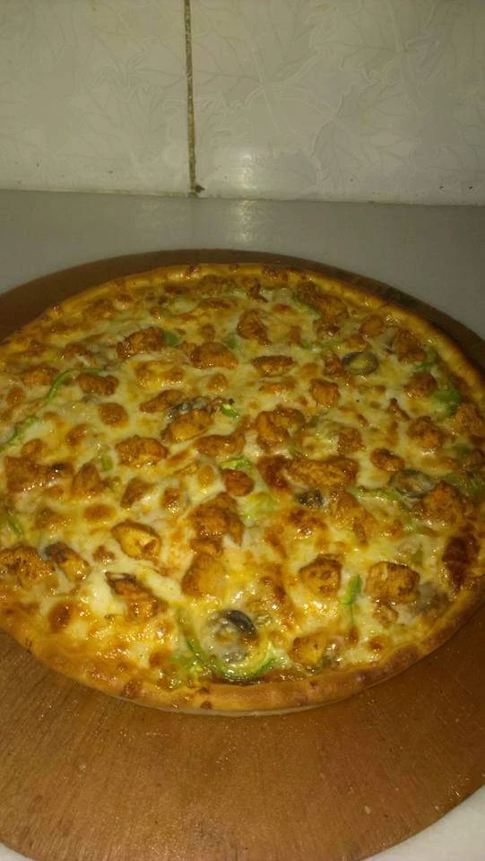 Sausage Pizza, Birra