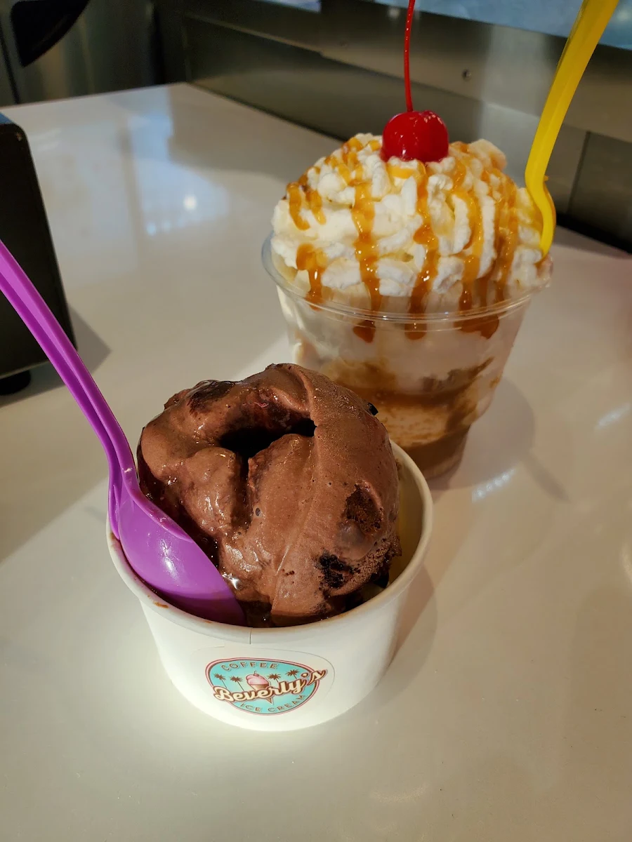 Hot Fudge Brownie Sundae