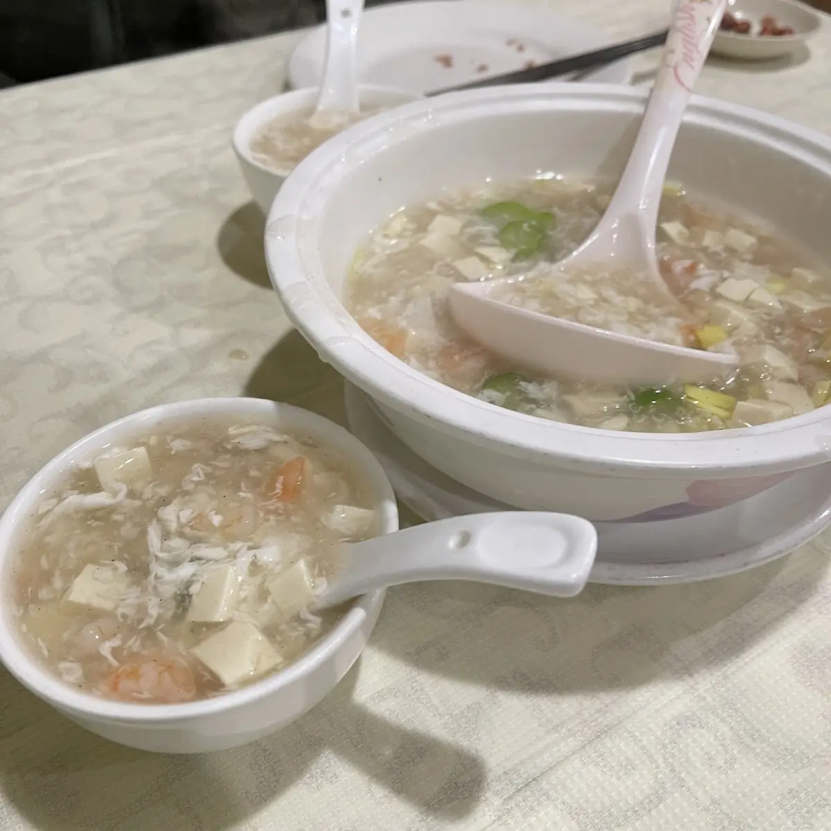 Crab Meat w Fish Maw Soup