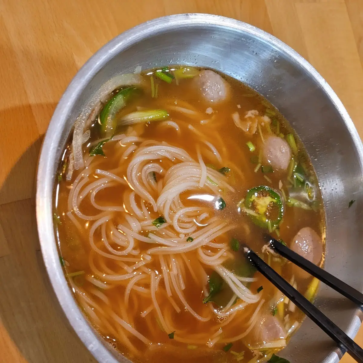 P5. Eye Round Steak & Meatball Pho