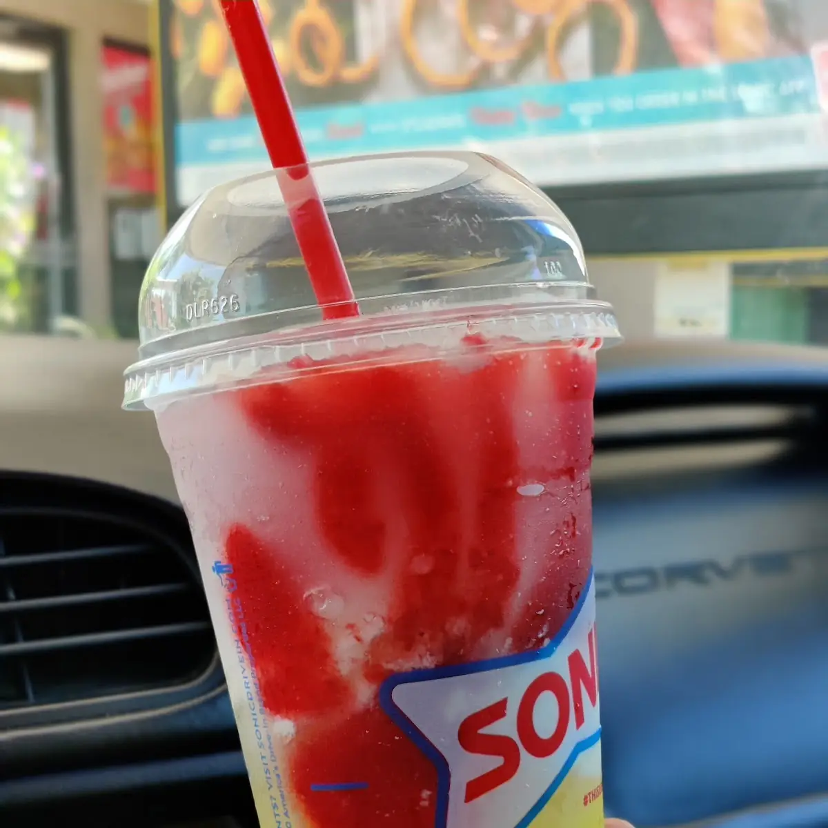 Lemon - Berry Slush Float