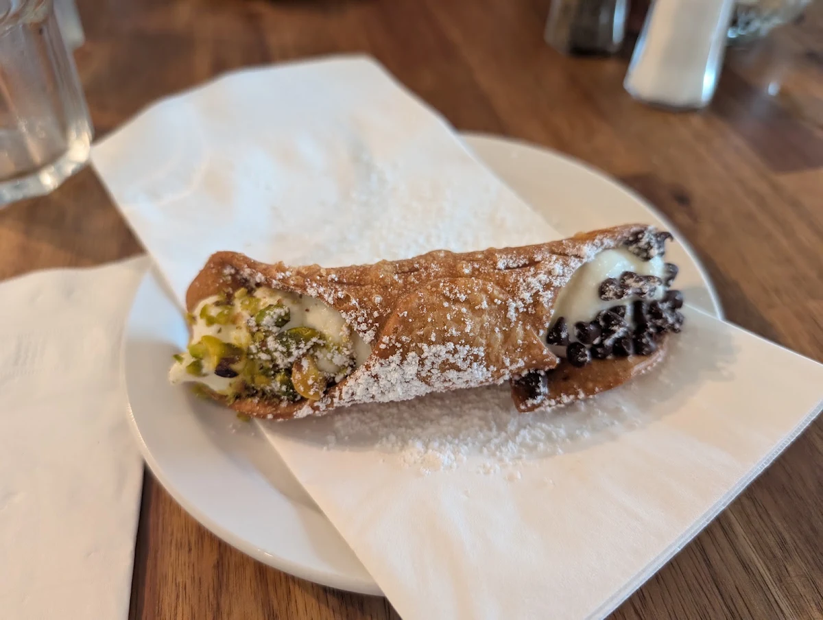 Cannoli