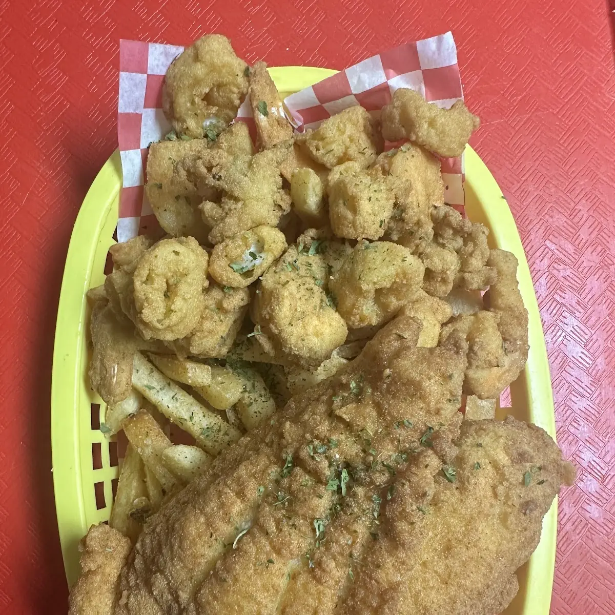Fried Seafood Basket
