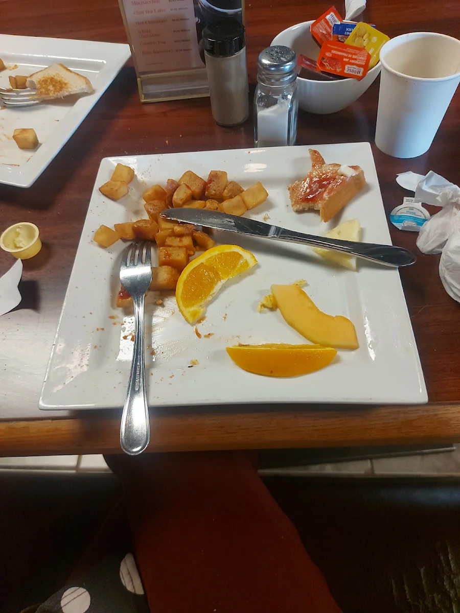 Days Inn Morning Crepes