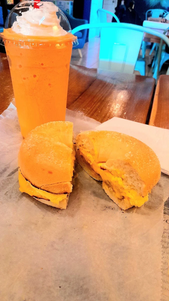 Hem Egg and Cheese Bagel Sandwich