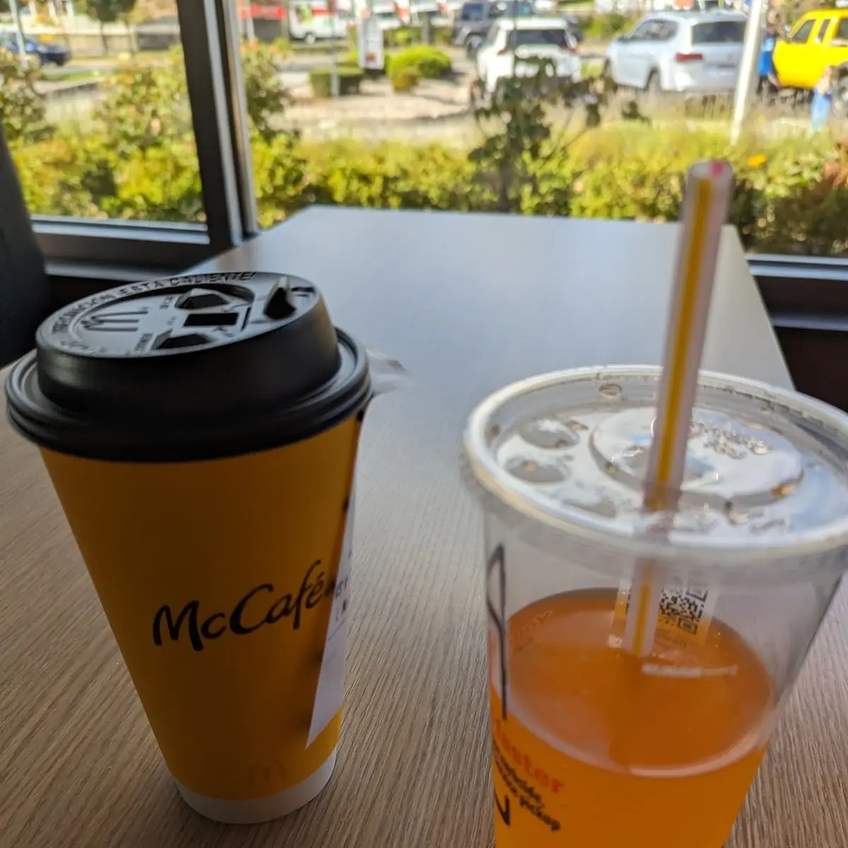 Mango Pineapple Refresher
