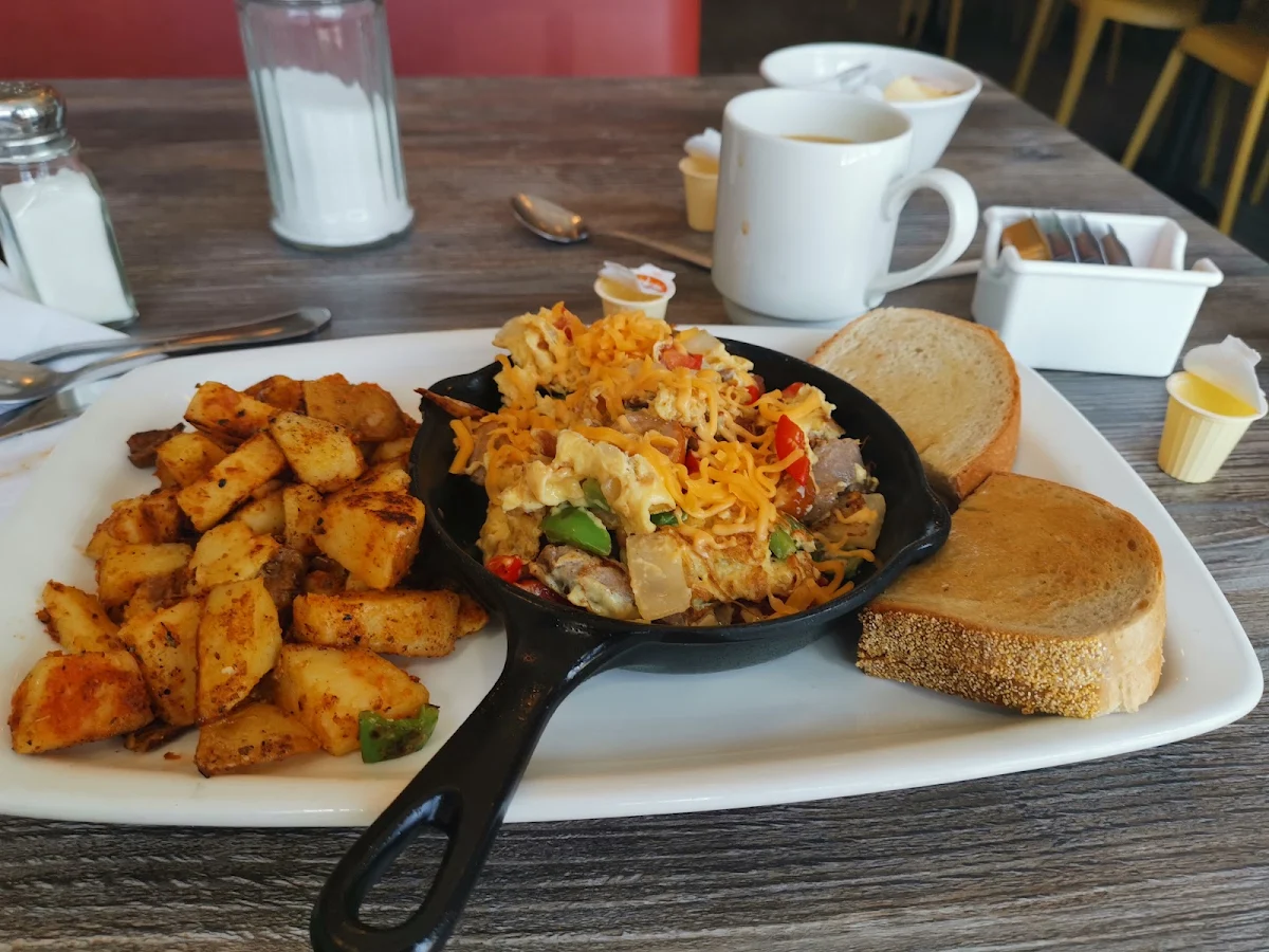 Mediterranean Sunset Omelette, Eggsmart